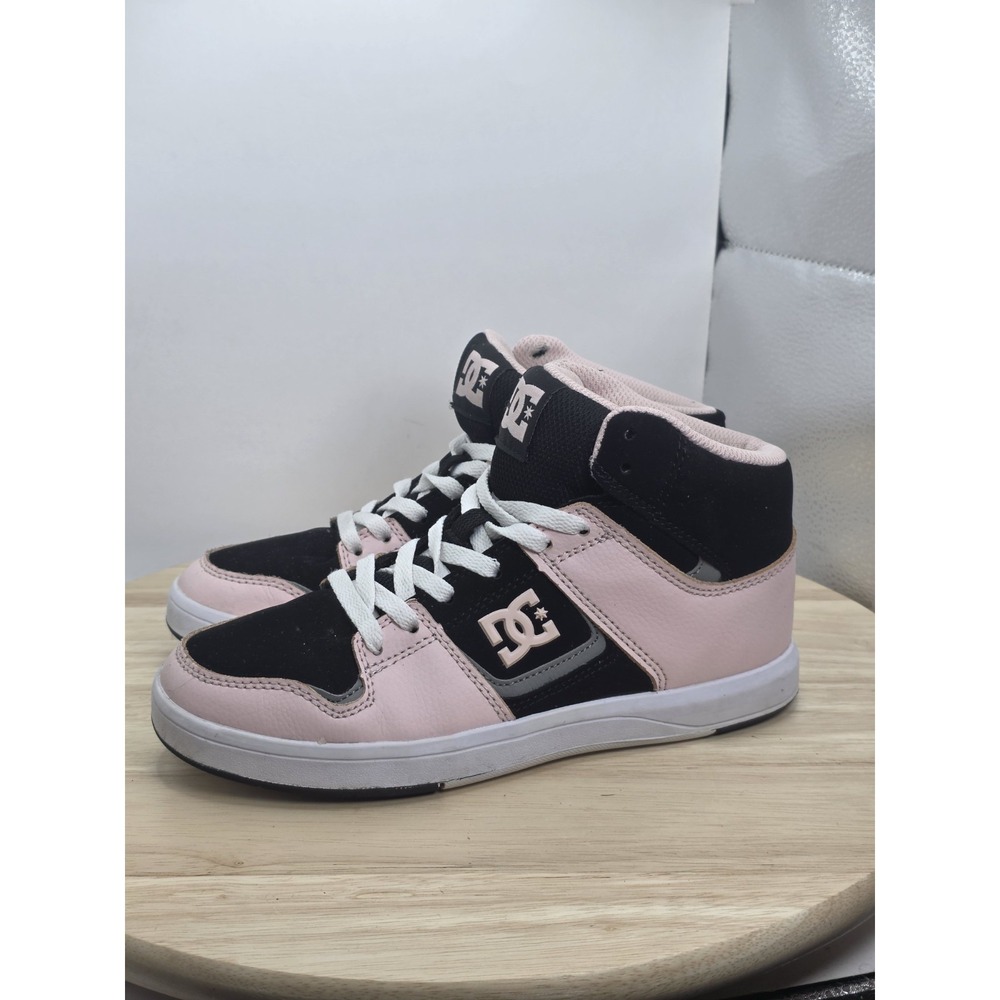 Womens Size‎ 5 - DC Cure Hi Top Black/Pink Skate Shoes Awesome Shoes!